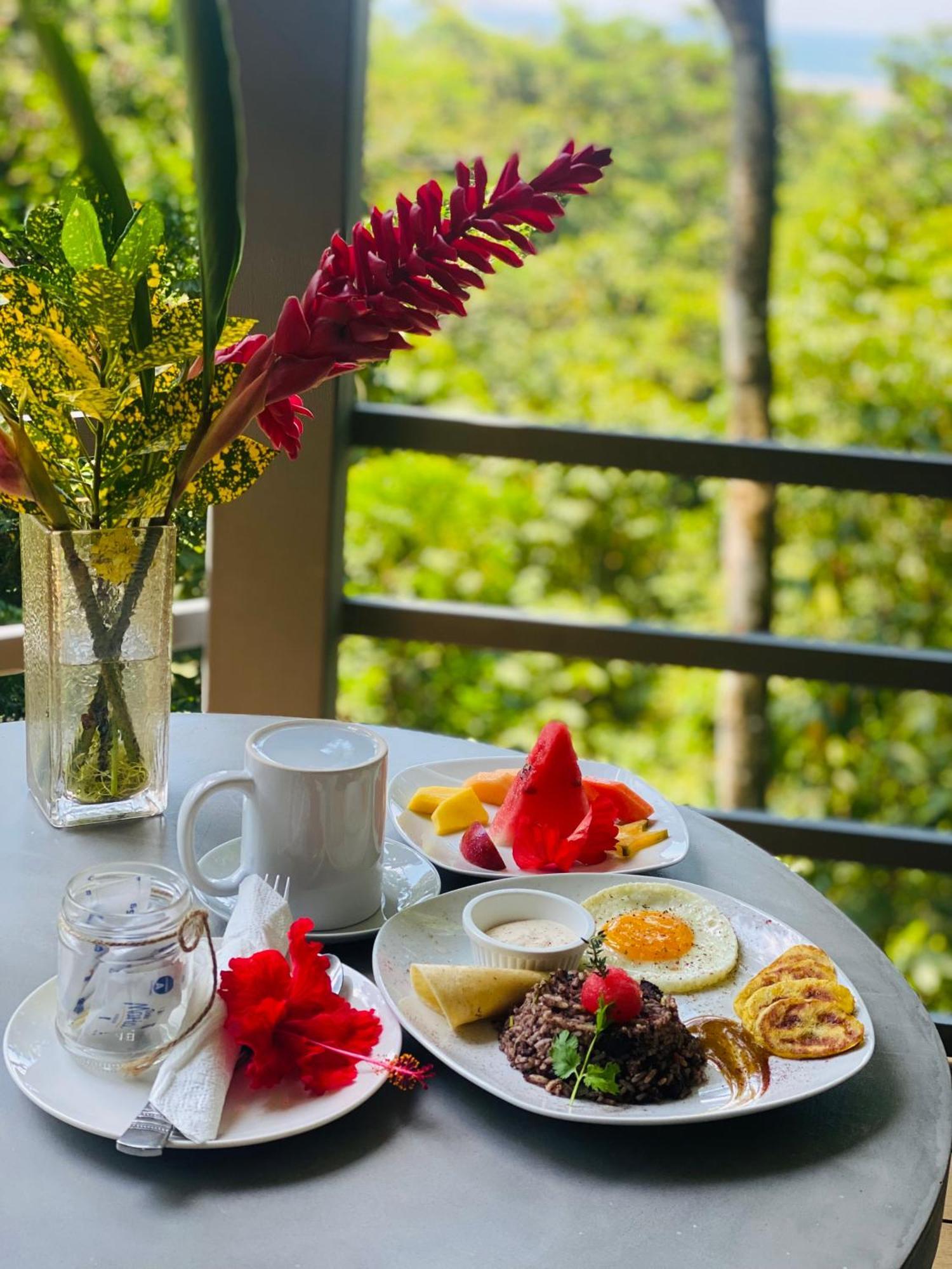 Villas En El Bosque Охочал Екстериор снимка