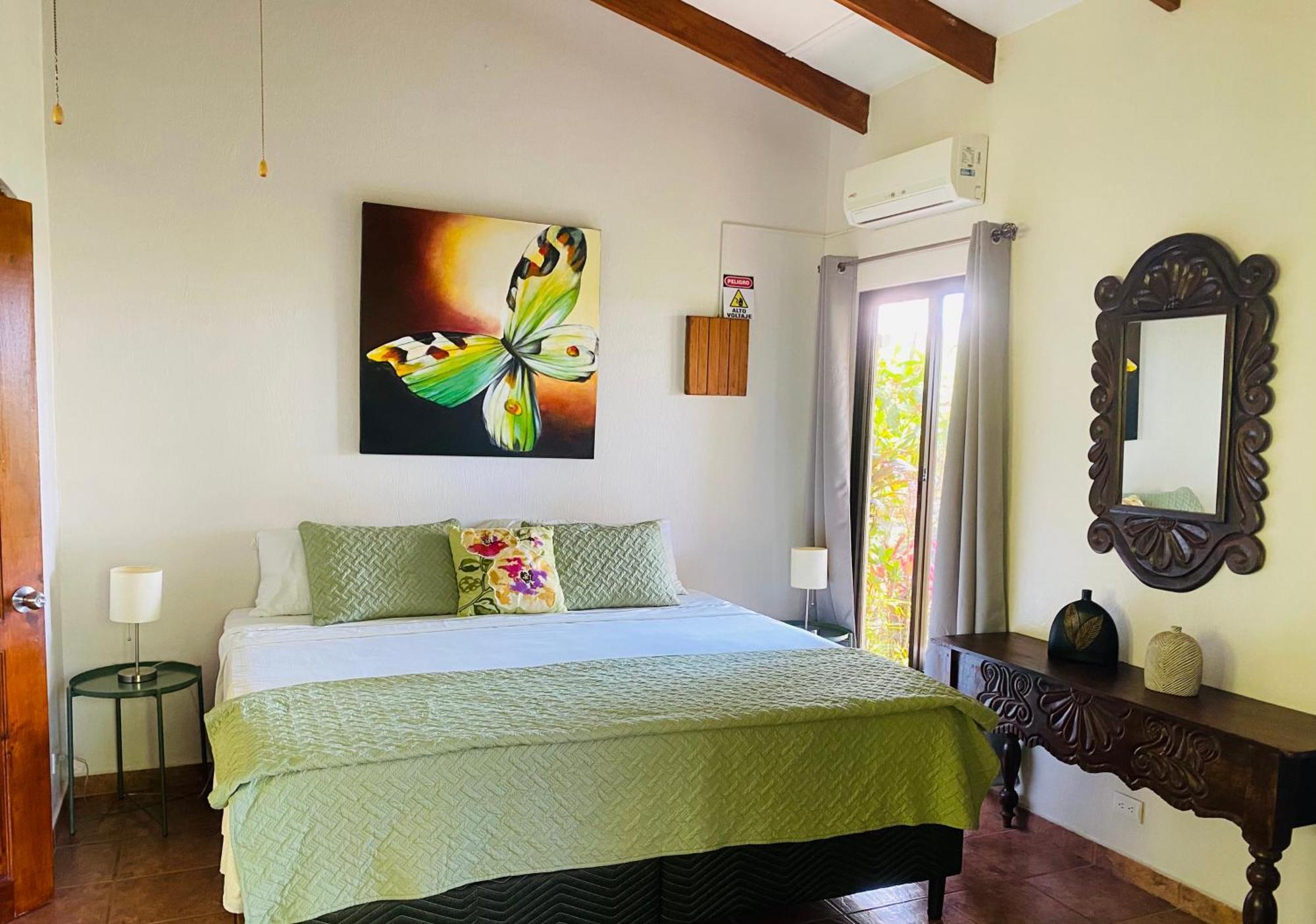 Villas En El Bosque Охочал Екстериор снимка